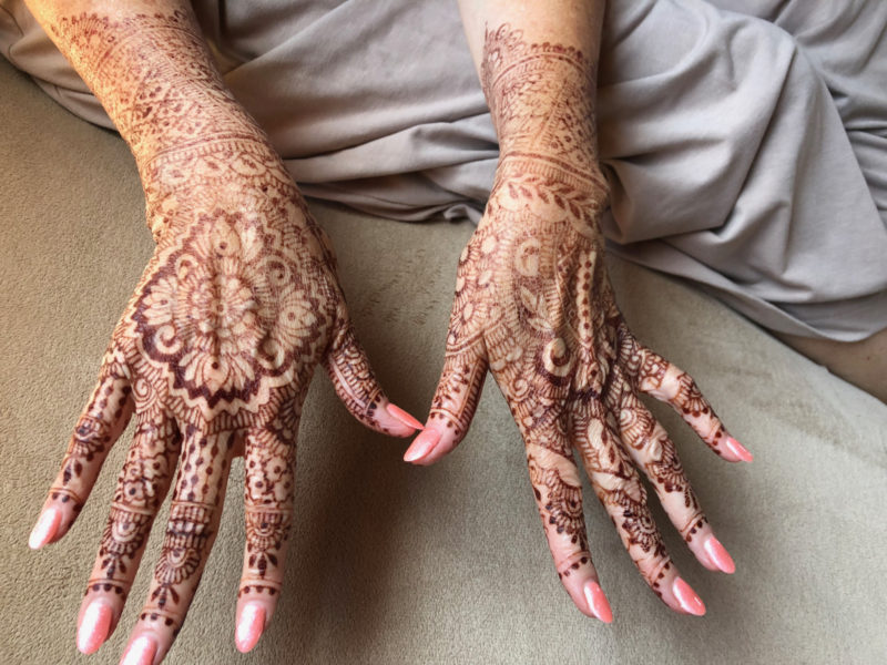 mehndi on hands after 5 days